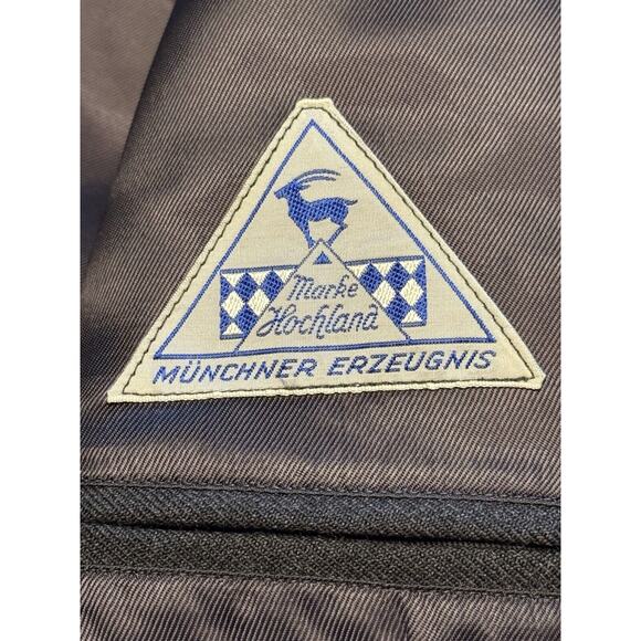 German Octoberfest Wool Jacket With Horn Buttons And Stag Decor Hirmer Munich - Picture 5 of 16